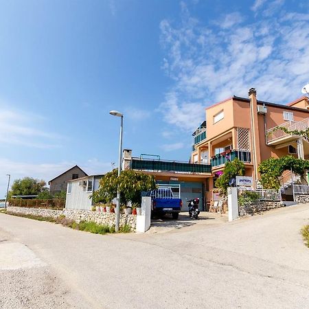 Apartments Nada Рогозниця Екстер'єр фото