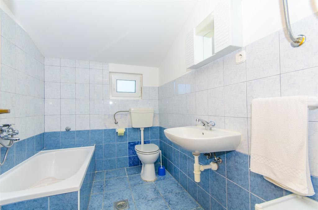 Apartments Nada Рогозниця Екстер'єр фото